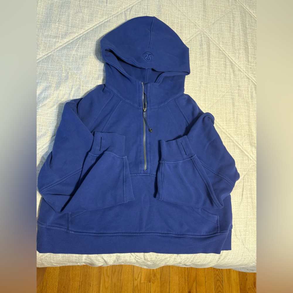 Lululemon crop scuba hooded sweatshirt